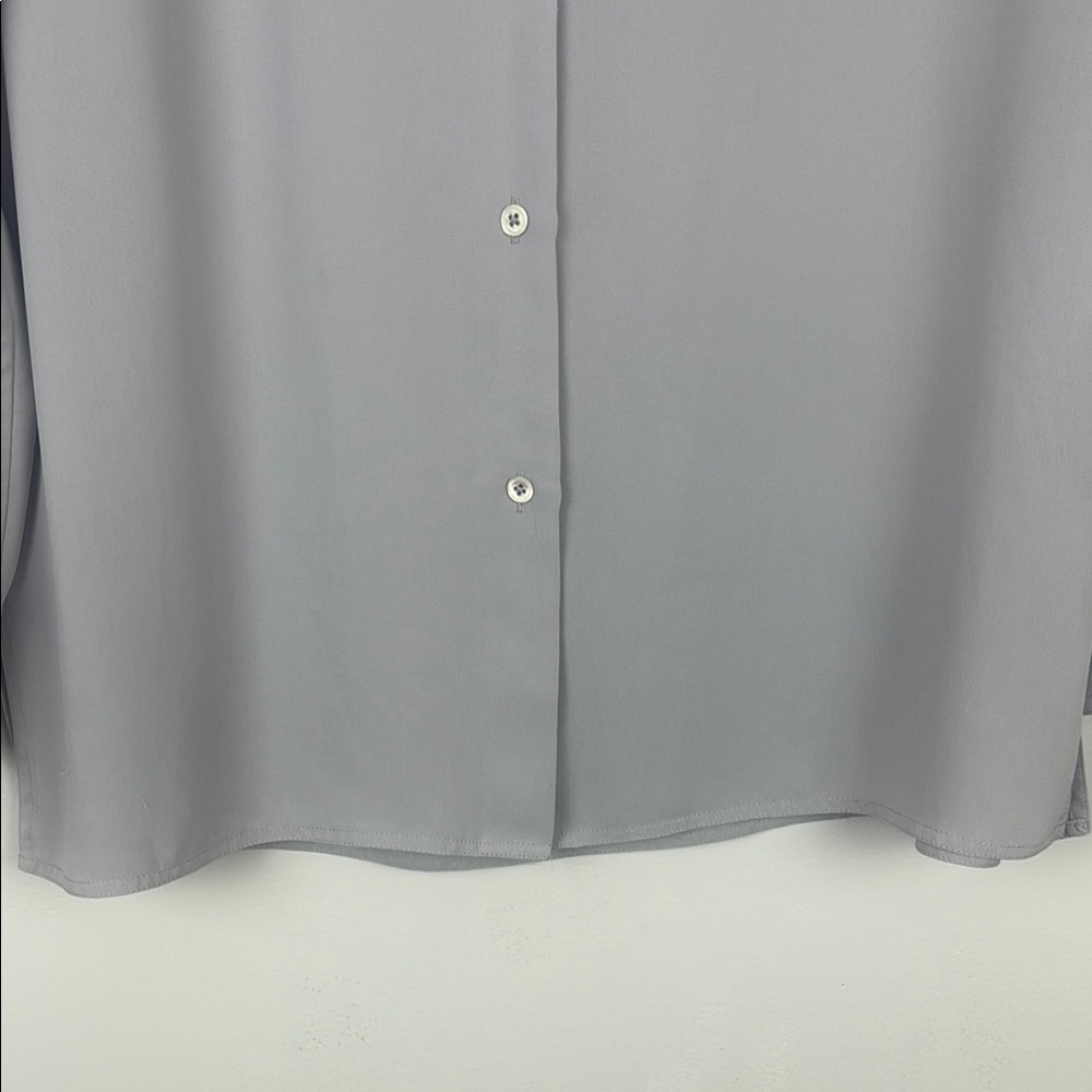Aritzia Babaton Oversized Light Gray Blouse Size 1 - Picture 9 of 12